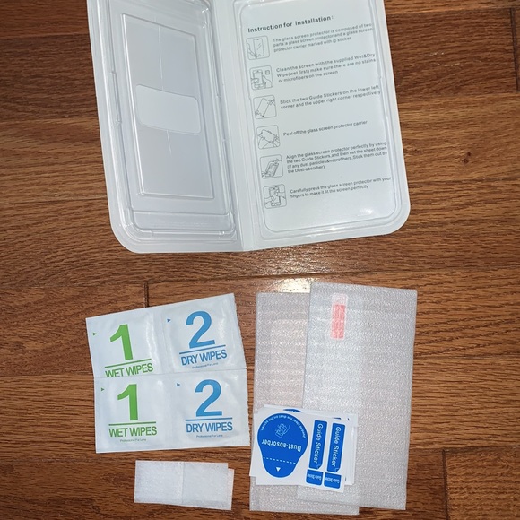 GLASS SCREEN PROTECTOR - Picture 3 of 3